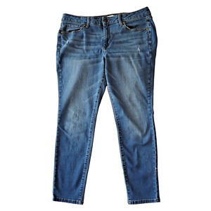 Sonoma Jeans Size 12 (Actual: 34") Skinny Curvy Light Wash Distressed 5 Pocket